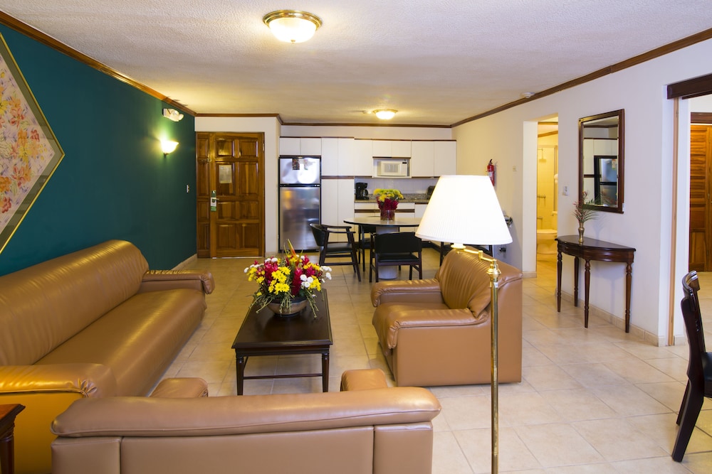Deluxe Apartment, 1 Bedroom - Photo 2