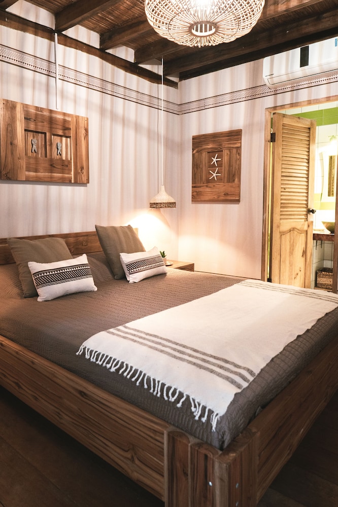 Single Room (With Air Conditioning ) photo 3