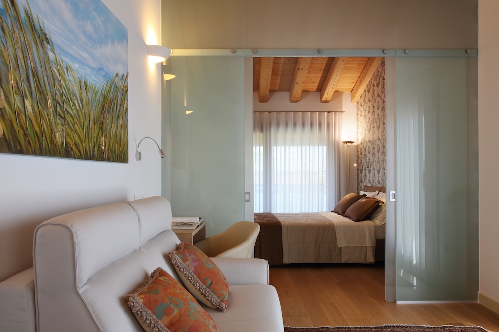 Comfort Studio Suite photo 1