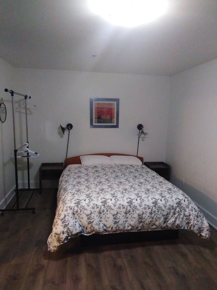 Studio Suite, 1 Queen Bed, Kitchenette photo 1