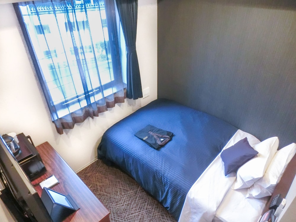 Single Room, Smoking photo 1