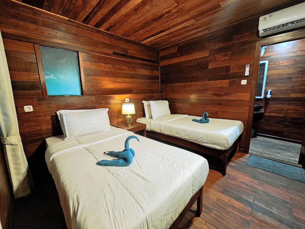 Standard Double or Twin Room, Garden View