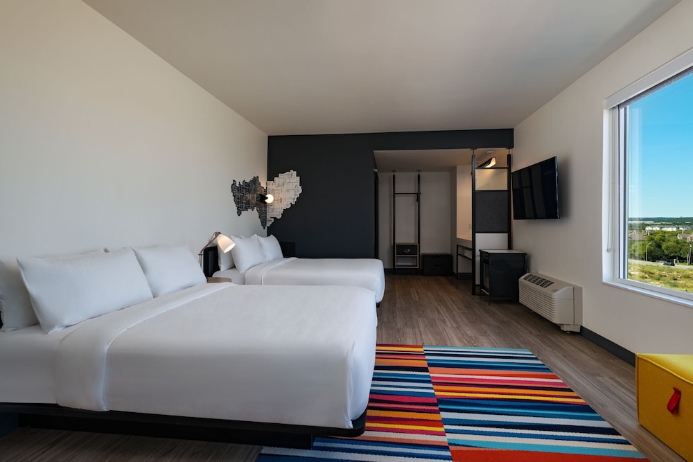 Suite, 2 Queen Beds