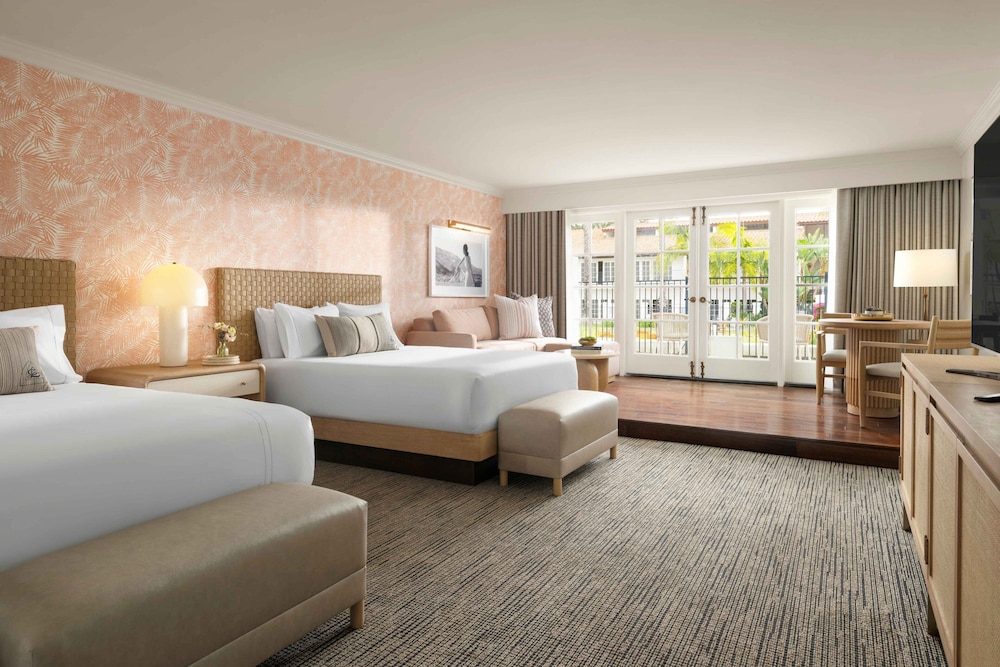 Junior Studio Suite, 2 Queen Beds - Photo 1