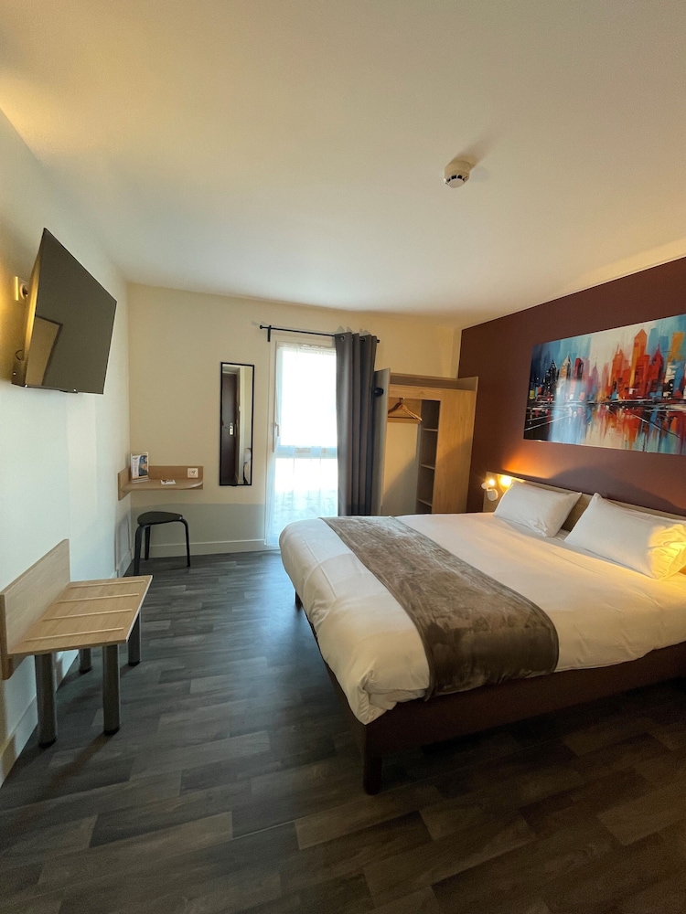Superior Triple Room, Multiple Beds photo 3