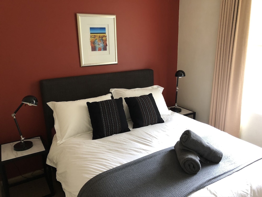 Deluxe Suite, 2 Bedrooms, Non Smoking (Deluxe Spa Suite) photo 2