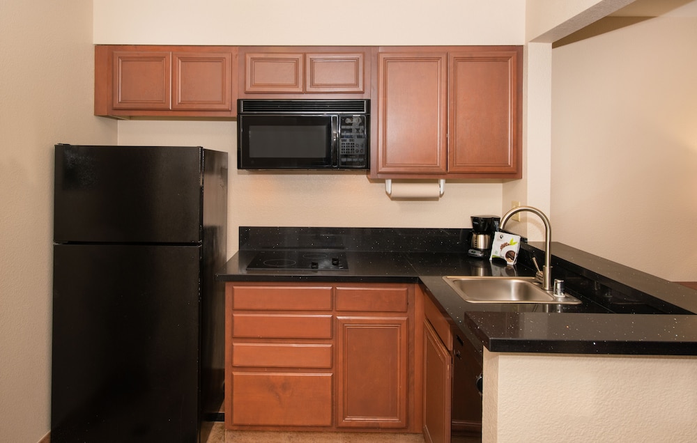 Studio Suite Accessible - Photo 4