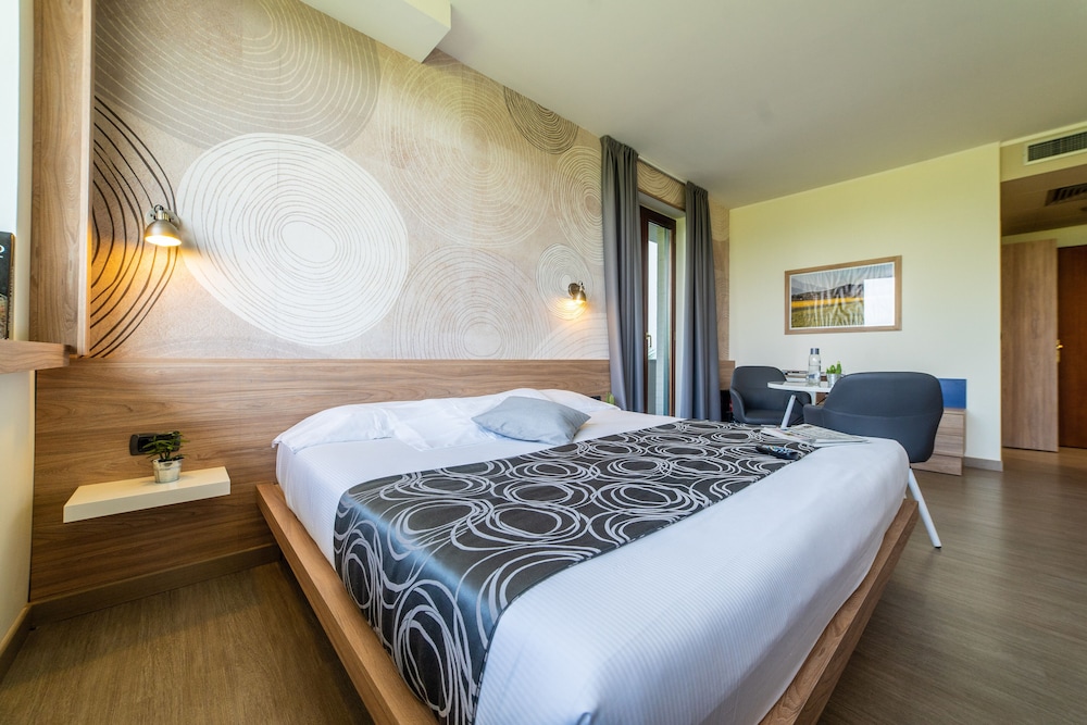 Junior Suite - Photo 2