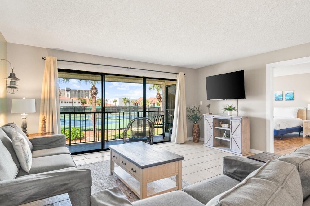 Condo, 3 Bedrooms (Golf Villa 2606)