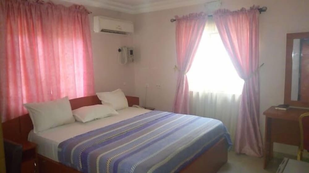 Deluxe Room, Balcony, City View