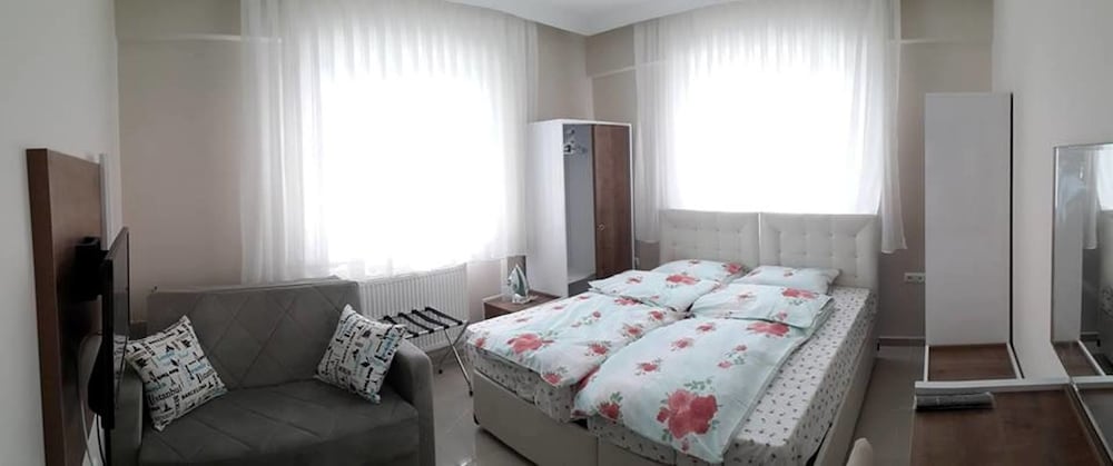 Standard Triple Room photo 1