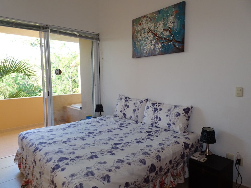 Superior Villa, 4 Bedrooms, Private Pool, Poolside (Deposit by transferOr paypal required)