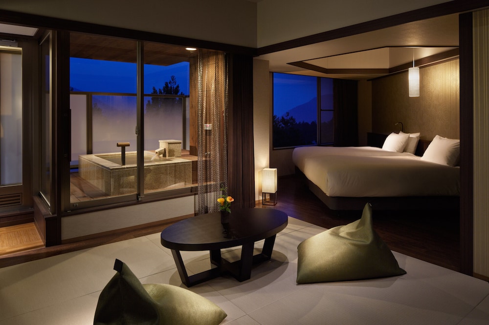 Main Building,Premier Deluxe Japanese Western Room with Private Open Air Bath, Non-Smoking