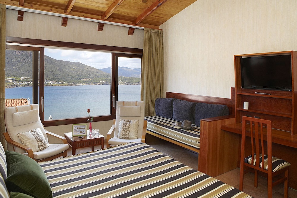 Royal Room, Sea View