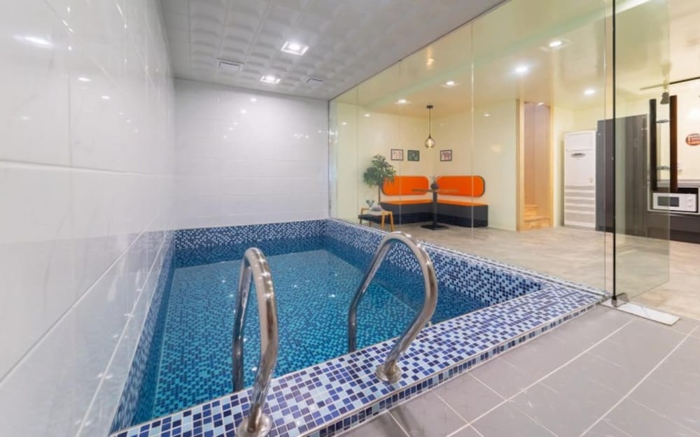 Room (Pool Villa C (Spa Unshared House Dupl)