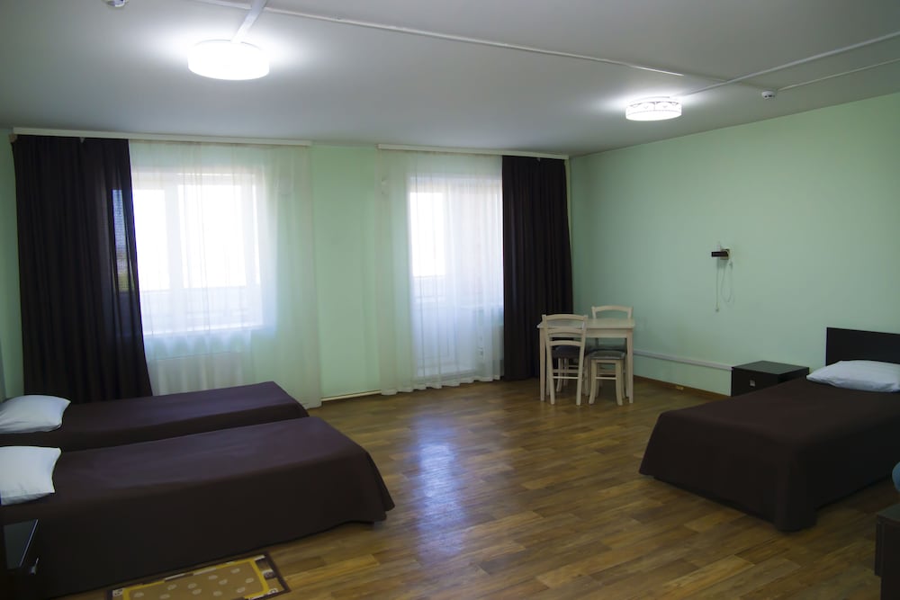 Apartment, 3 Twin Beds