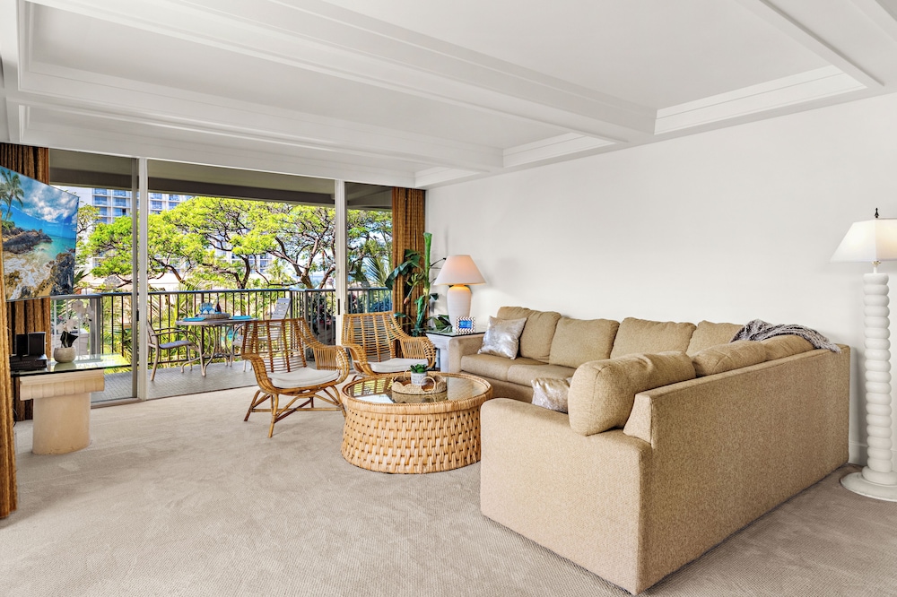 Suite, Multiple Beds, Garden View (2 Baths) - Photo 2
