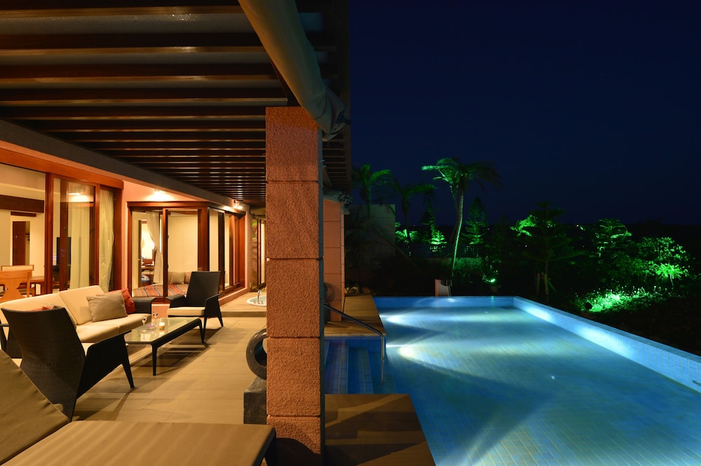 Suite Villa Sunrise (2 Bedrooms, Non Smoking) photo 3