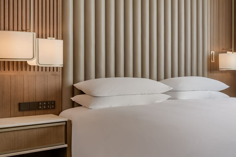 Junior Suite, 1 King Bed, Non Smoking, Terrace