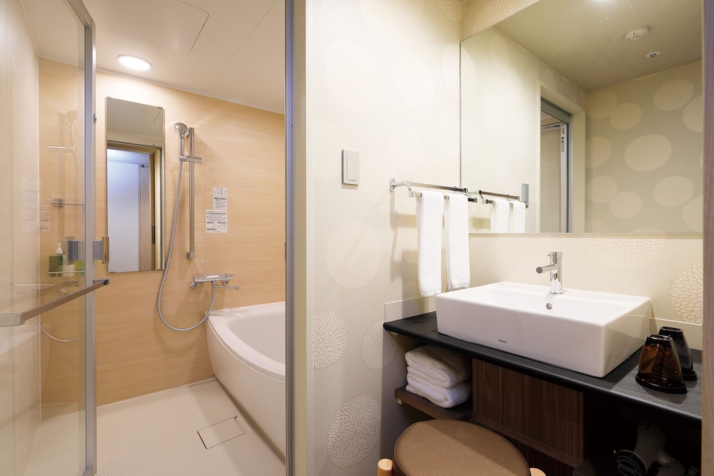 Superior Twin Room (Trundle) - Photo 4