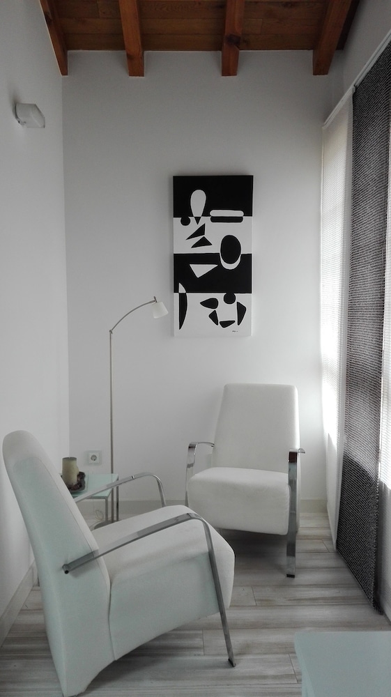 Superior Double Room (Moderna) photo 3