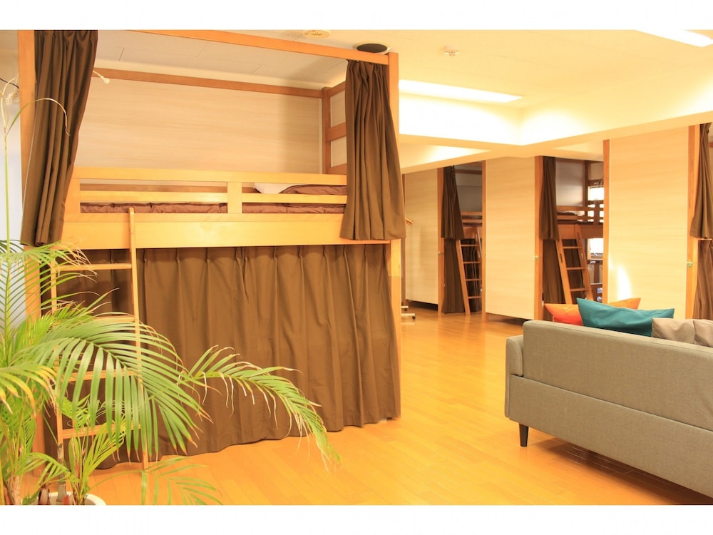 Western Style Mixed Dormitory photo 3