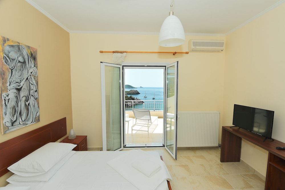 Apartment, 2 Bedrooms, Sea View (01)
