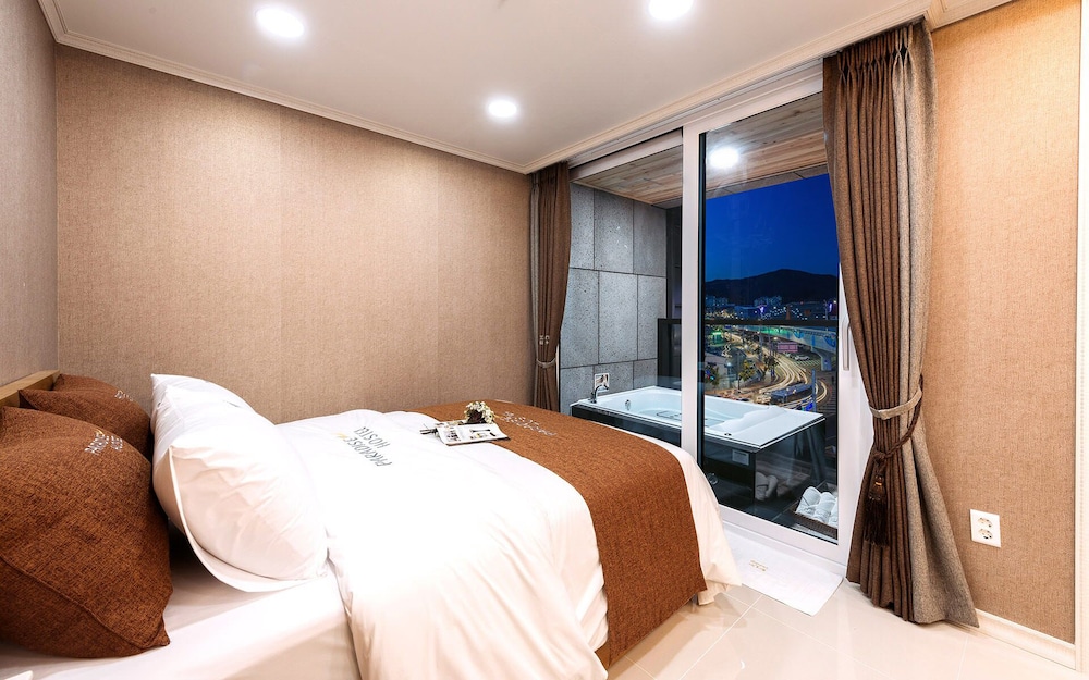 P202_Spa photo 1