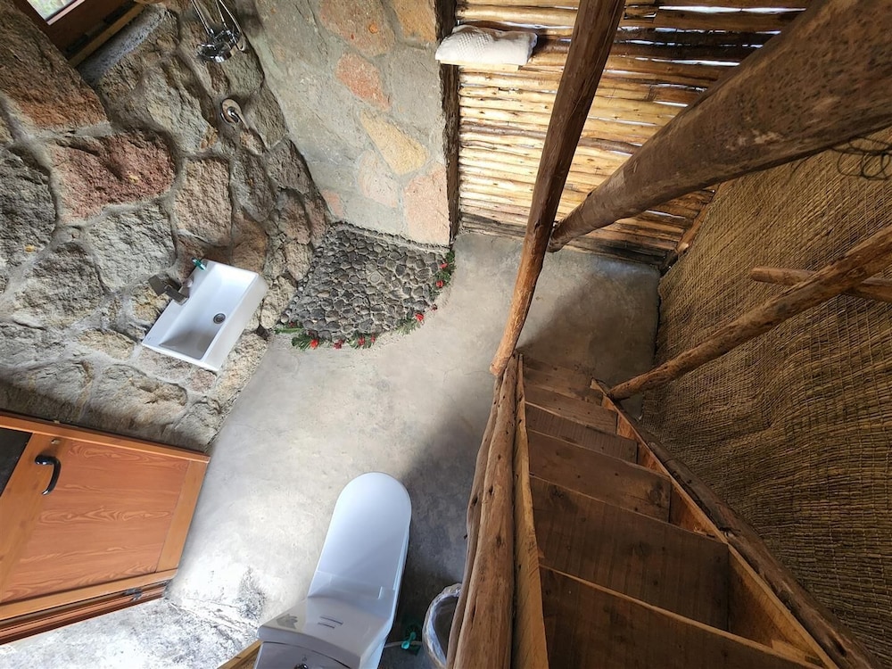 Panoramic Tree House photo 3