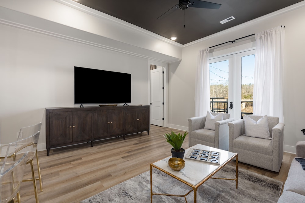 Condo photo 2