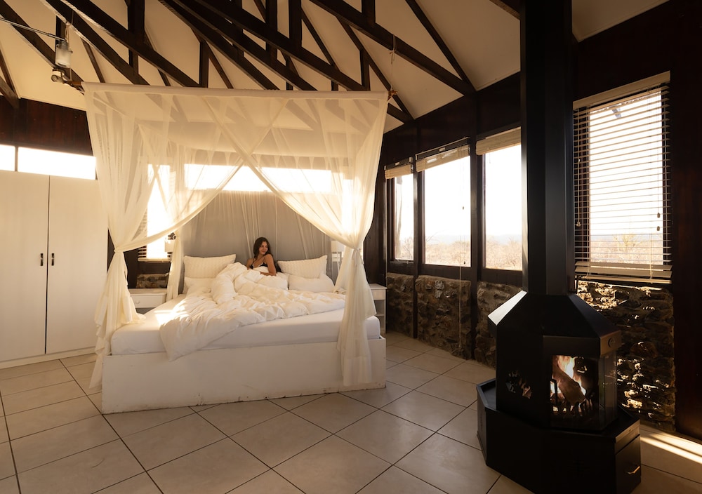 Luxury Suite photo 3