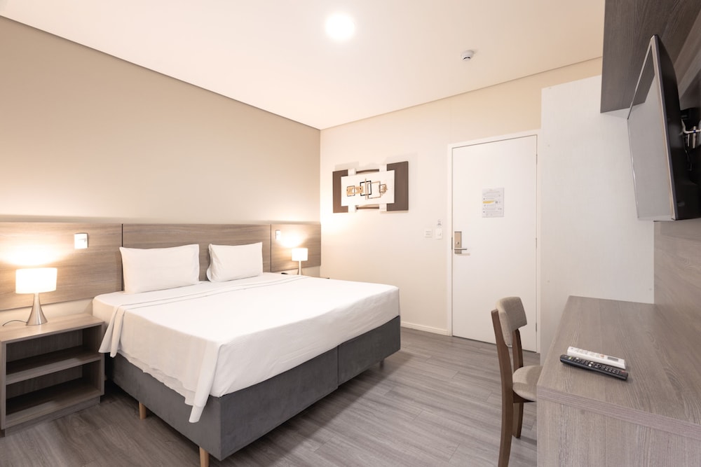 Standard Double Room, 1 Queen Bed