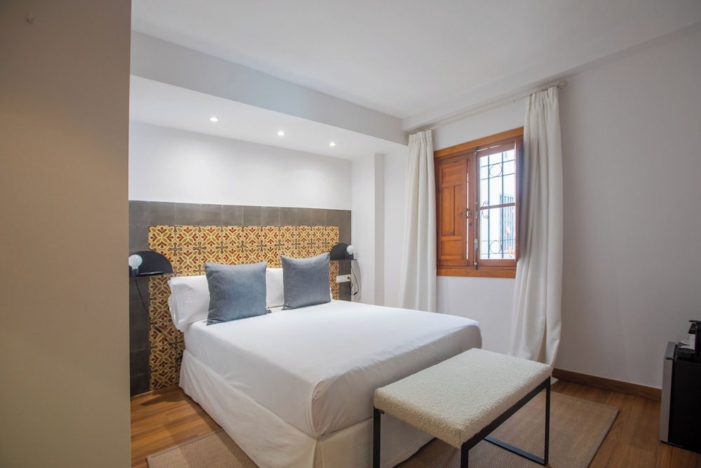 Triple Room - Photo 1