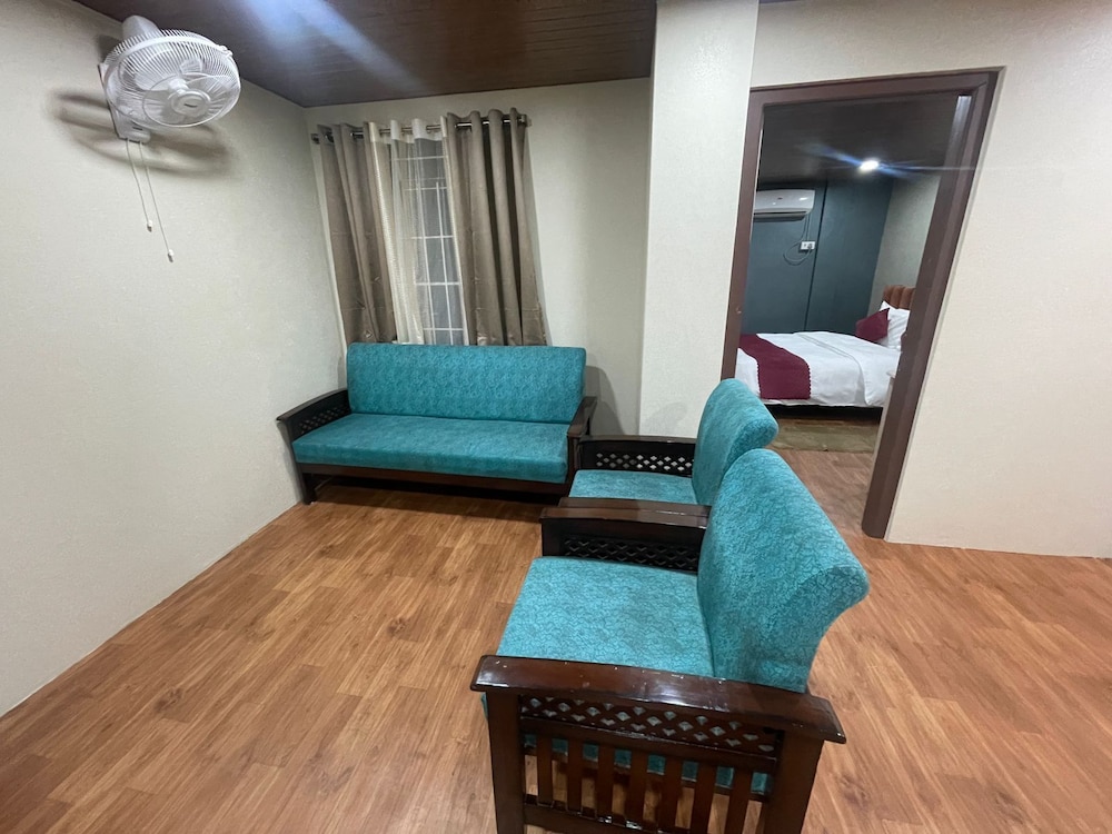 Double Room, Balcony, City View photo 2