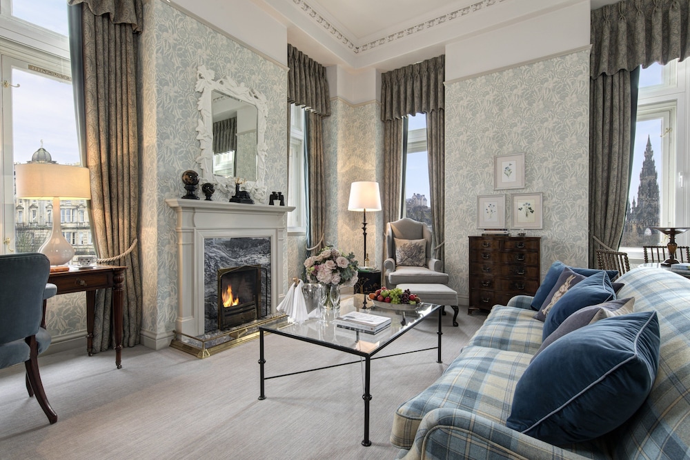Suite (Castle View) photo 1