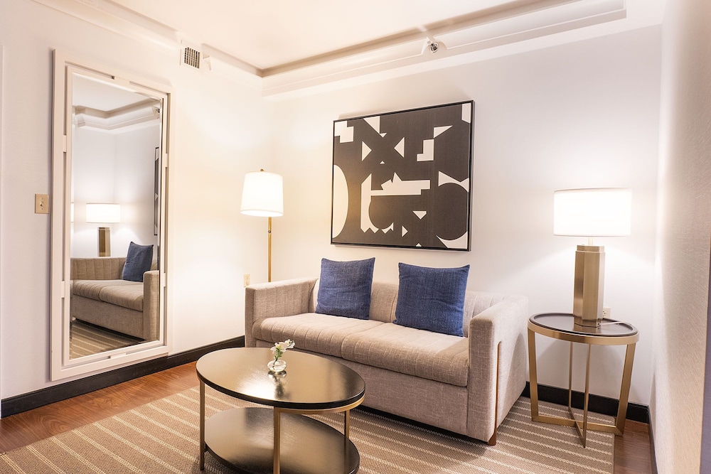 Executive Suite, 2 Double Beds - Photo 6