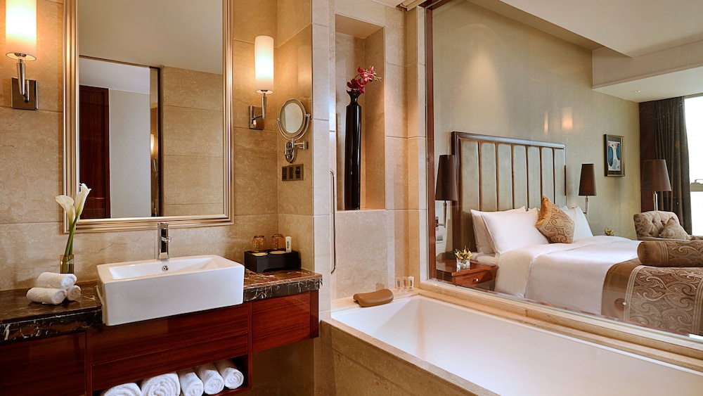 Standard Room, 2 Twin Beds, River View photo 2