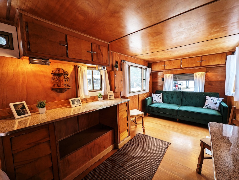 Pathfinder Vintage Camper #1 | (Premium Resort Amenities Included!) photo 2