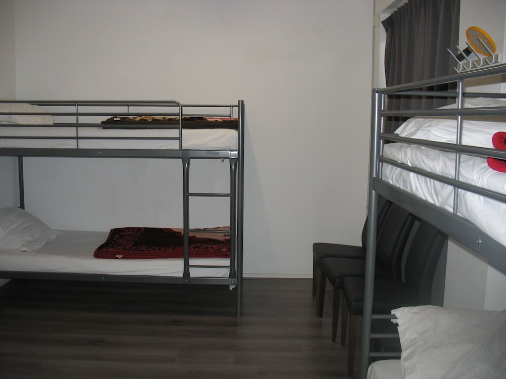 Shared Dormitory, Mixed Dorm, Shared Bathroom photo 2