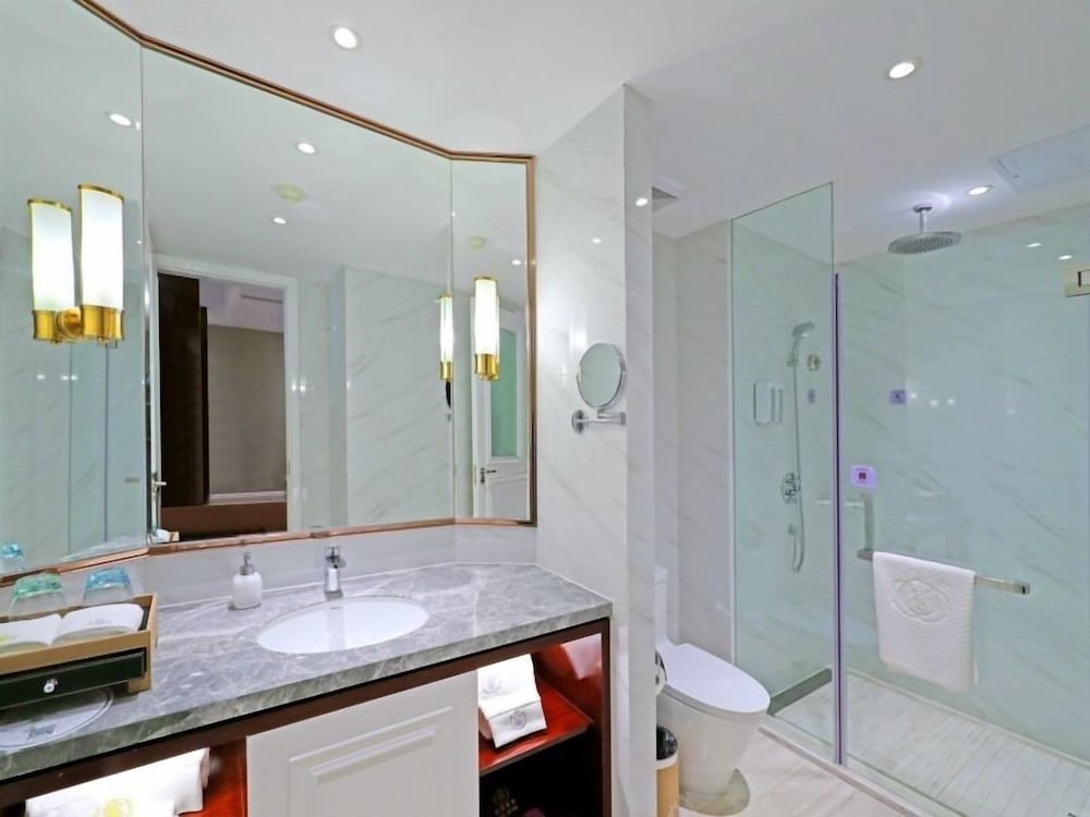 Deluxe Suite - Photo 4