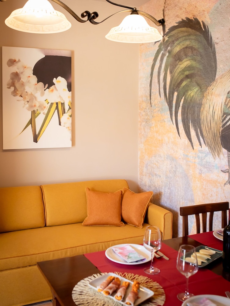 Comfort Apartment, 2 Bedrooms, Ground Floor (With Private Garden) - Photo 4