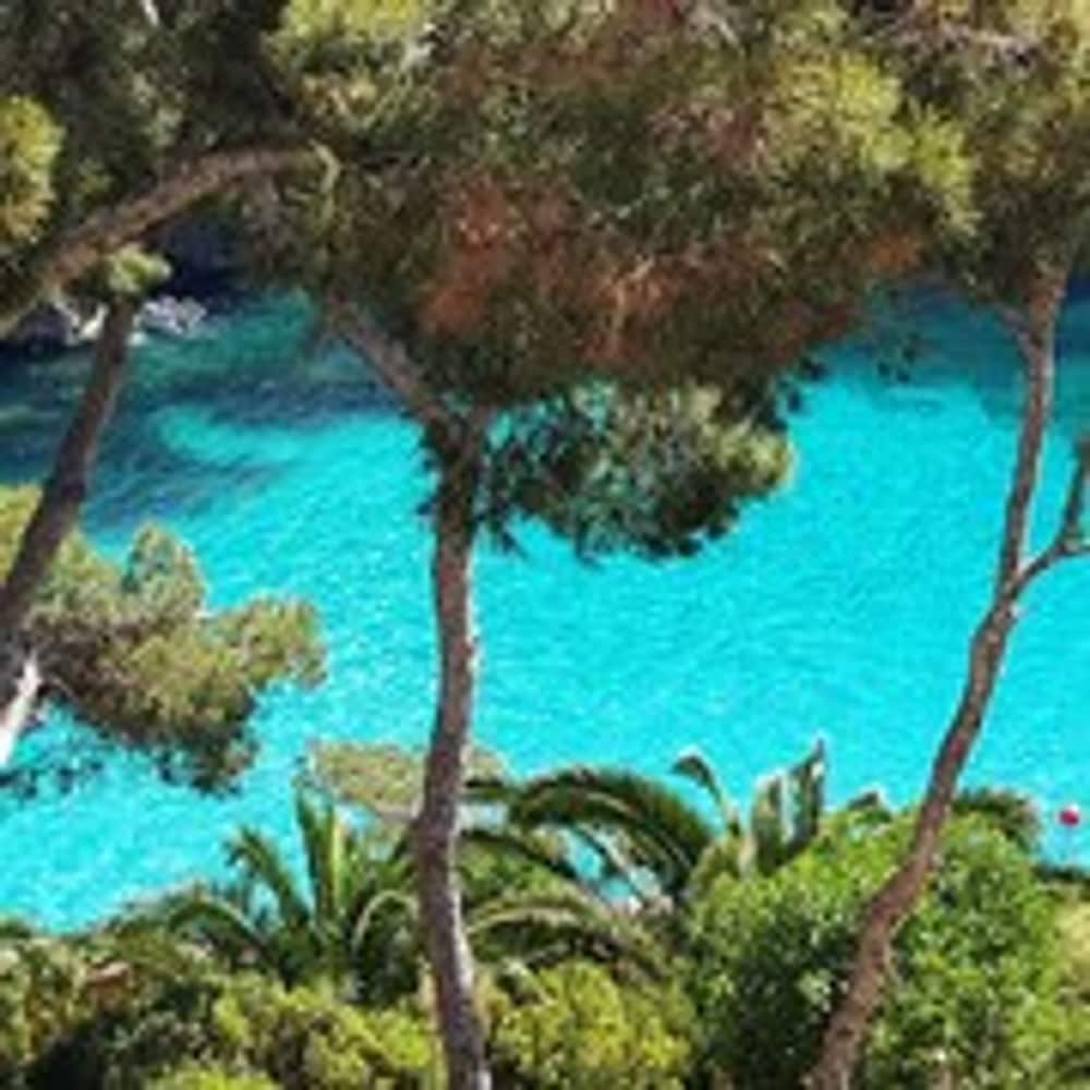 Standard Double Room, Partial Sea View