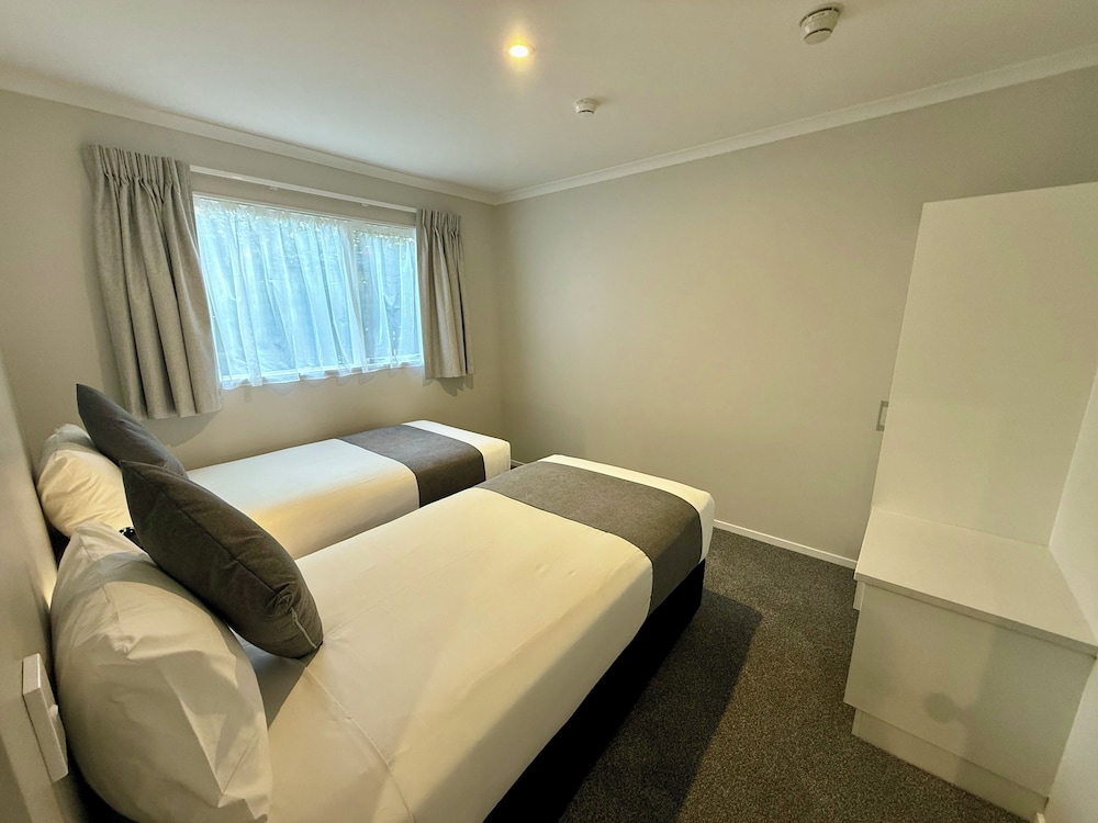 Deluxe Room, 1 Bedroom - Photo 3