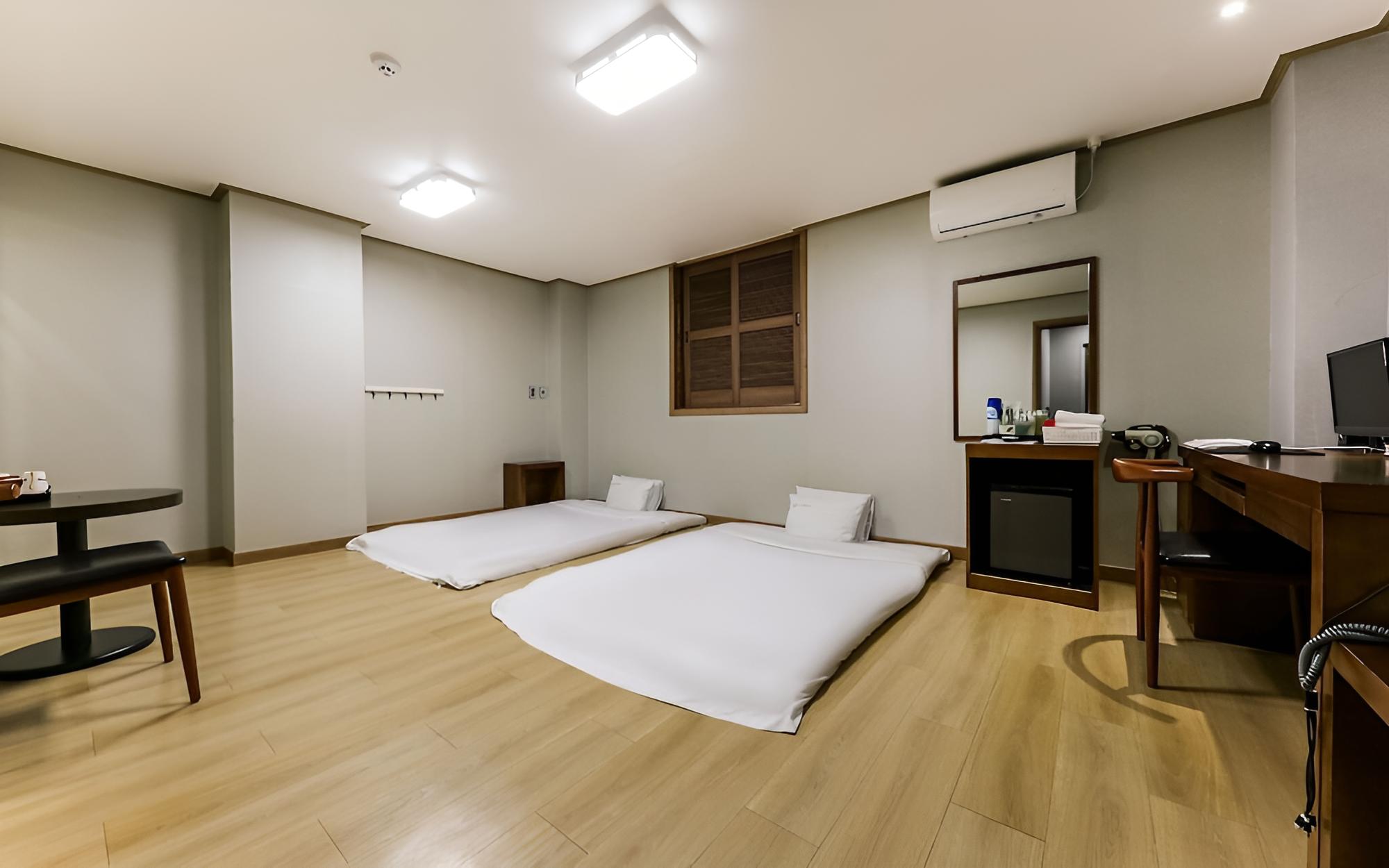 Room (Special Ondol (Free Breakfast Netflix) photo 1