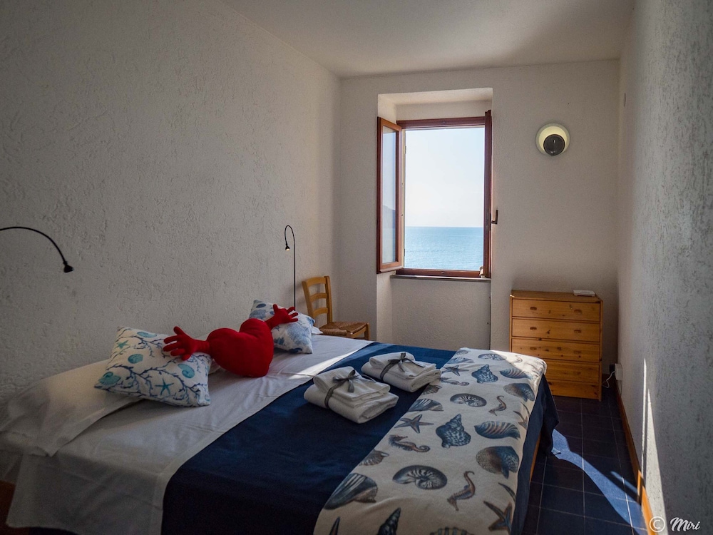 Basic Apartment, 2 Bedrooms, Non Smoking, Sea View photo 2