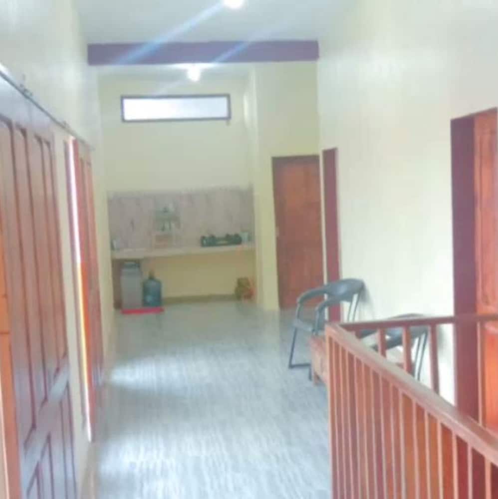 Raisa 4 - 3 Bedrooms photo 3