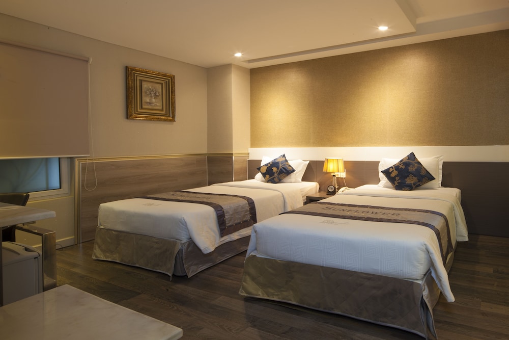 Superior Twin Room photo 2