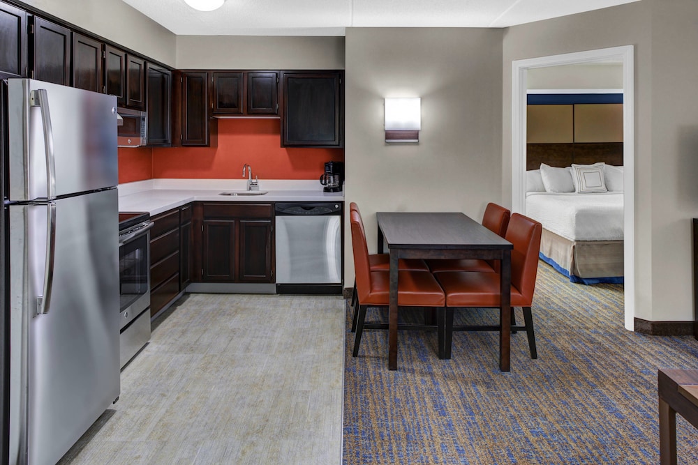 Suite, 1 Bedroom (Mobility/Hearing Accessible, Tub)