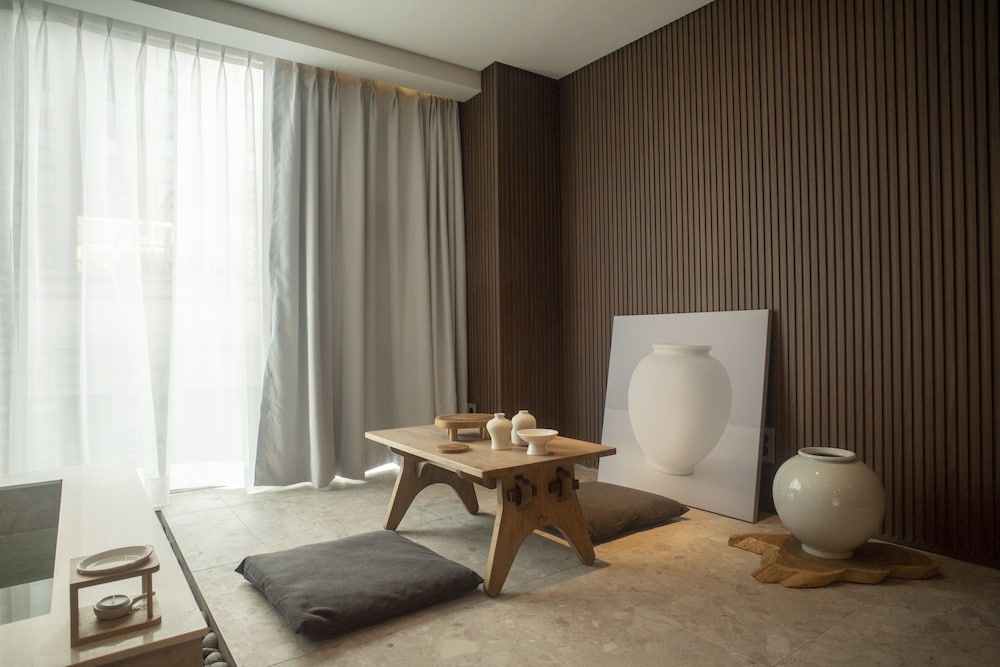 Main Double Timber Spa Room (Randomly selected) - Photo 1