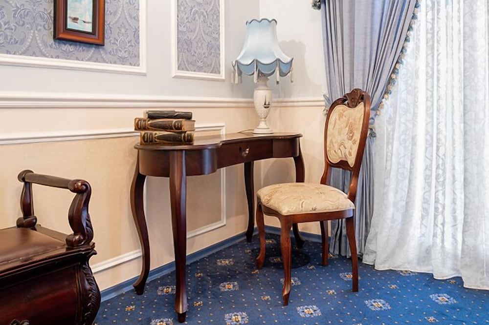 Luxury Grand Suite photo 1